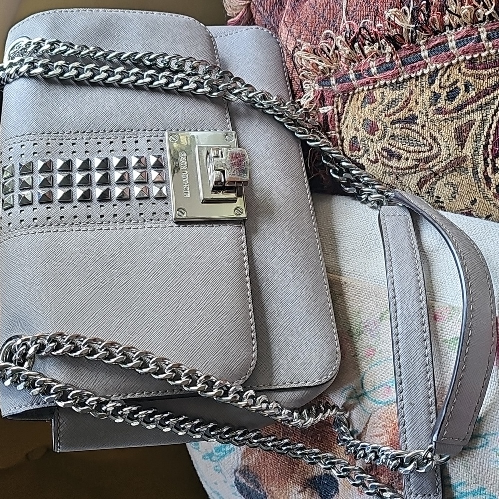 MK "Tina" Medium Crossbody